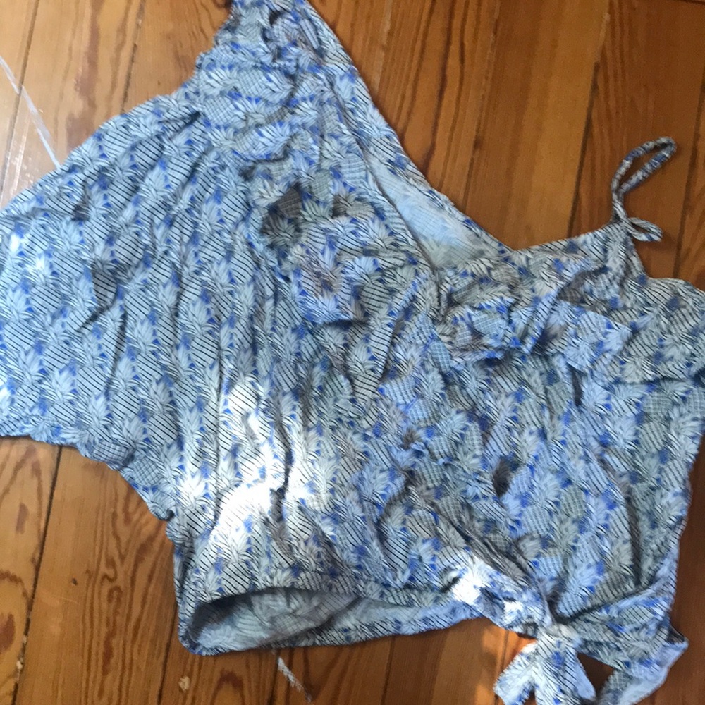 Anthropologie crop top